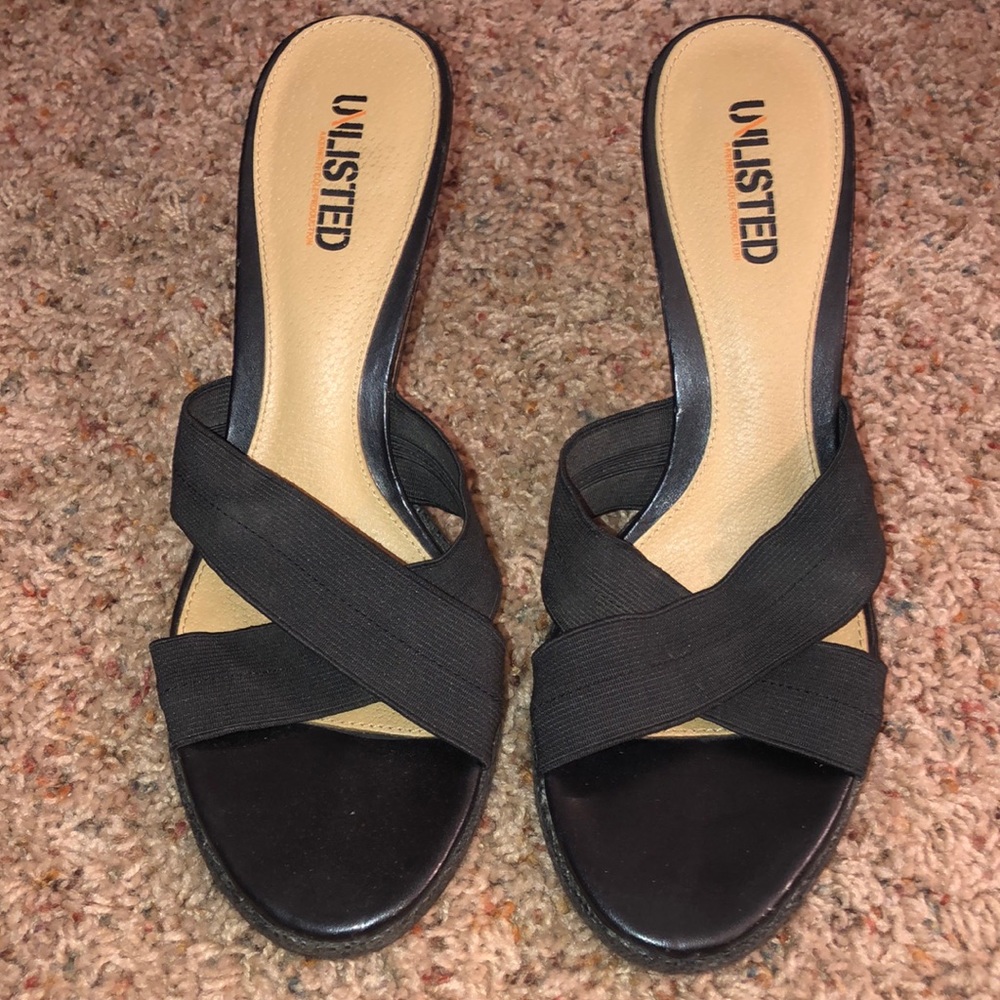 Cross heel